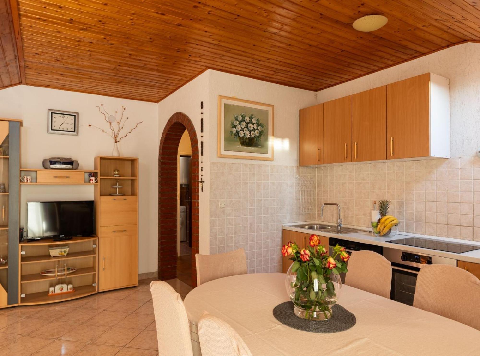 Villa Source With Private Pool Pridvorje Екстериор снимка