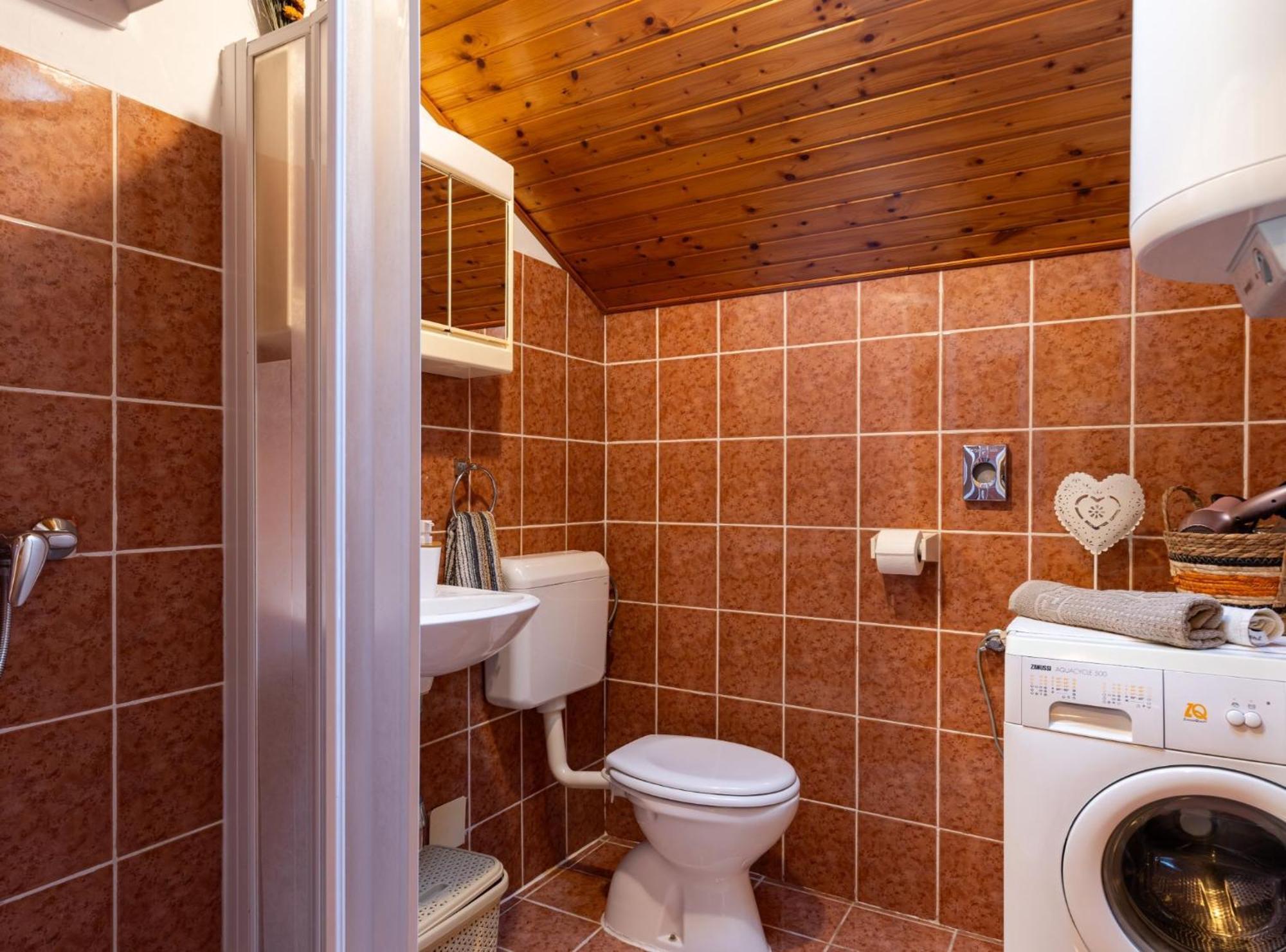 Villa Source With Private Pool Pridvorje Екстериор снимка