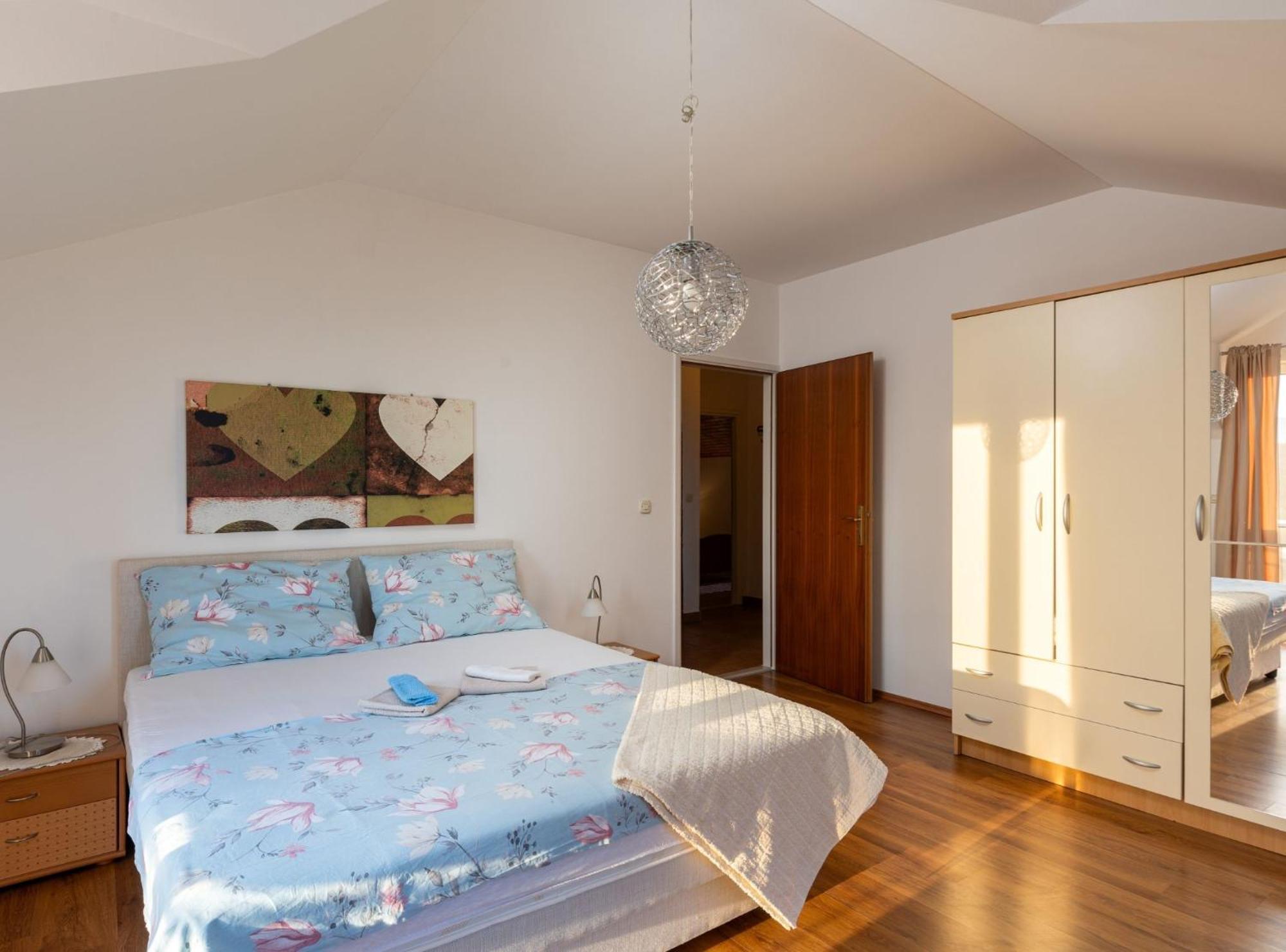 Villa Source With Private Pool Pridvorje Екстериор снимка